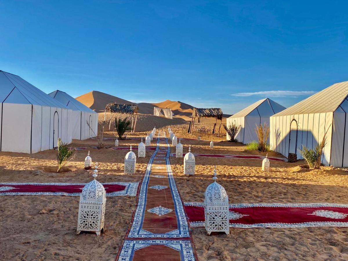 ホテル Africa Luxury Camps メルズーガ エクステリア 写真