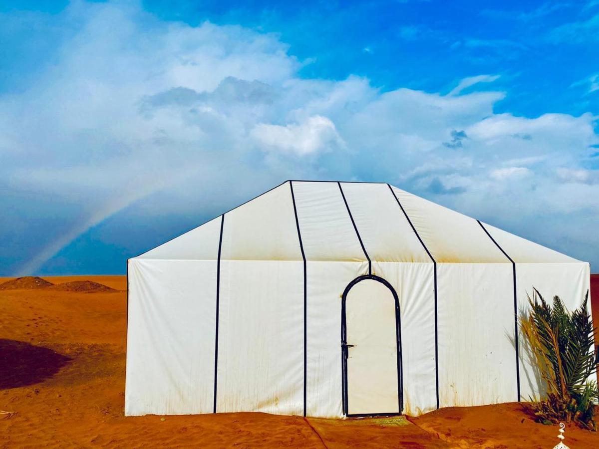 ホテル Africa Luxury Camps メルズーガ エクステリア 写真