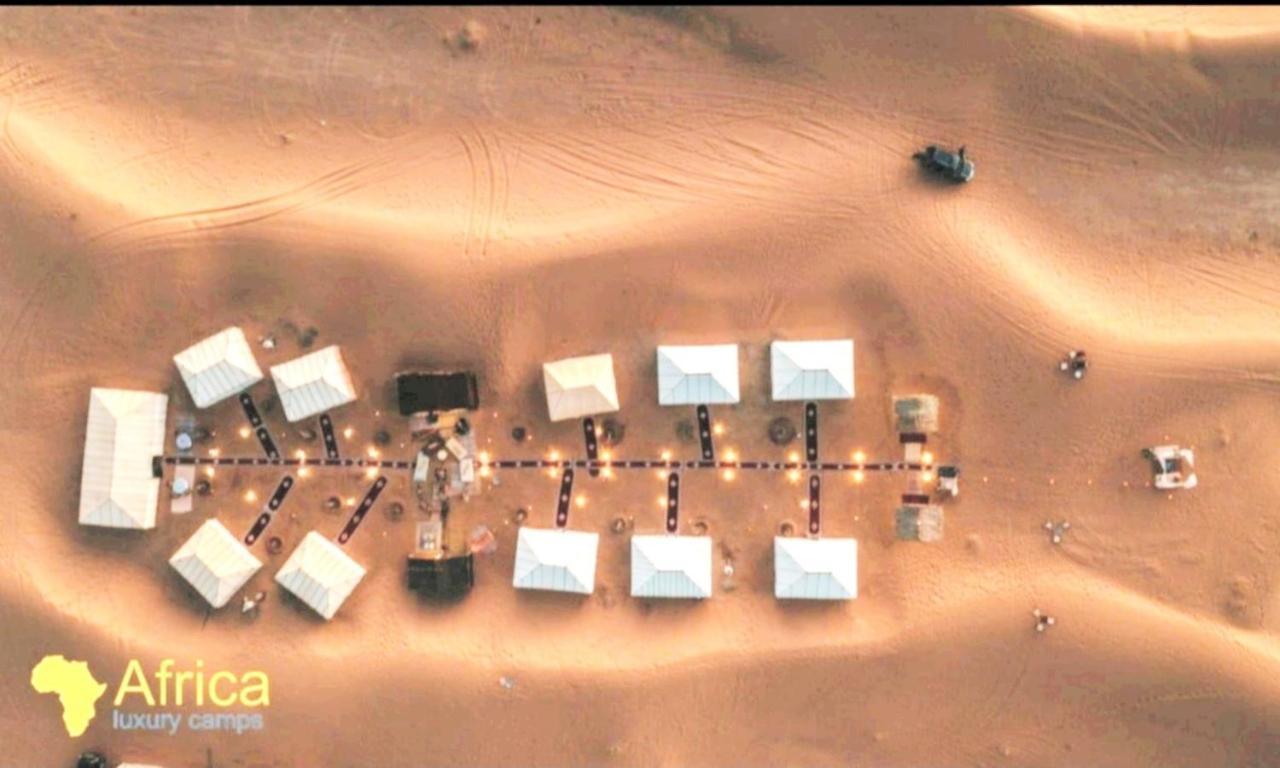 ホテル Africa Luxury Camps メルズーガ エクステリア 写真
