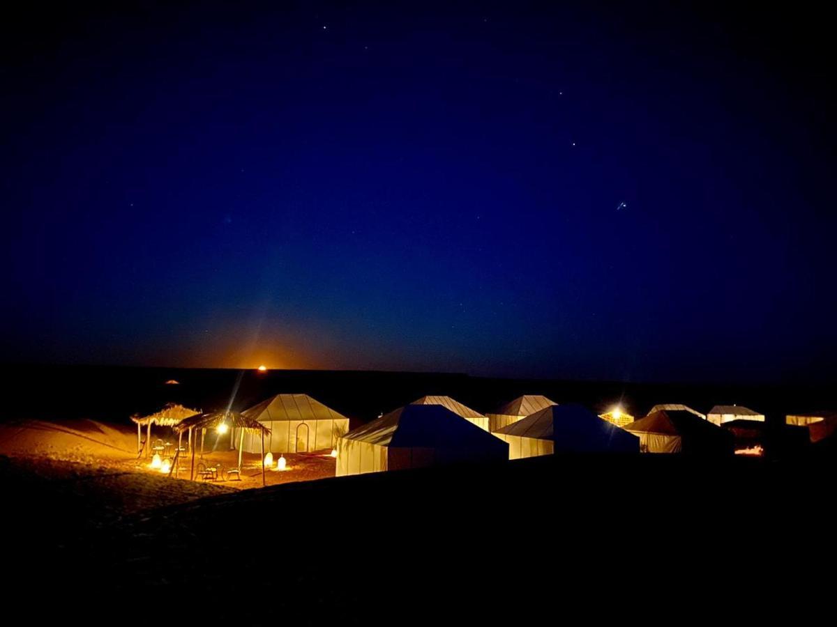 ホテル Africa Luxury Camps メルズーガ エクステリア 写真