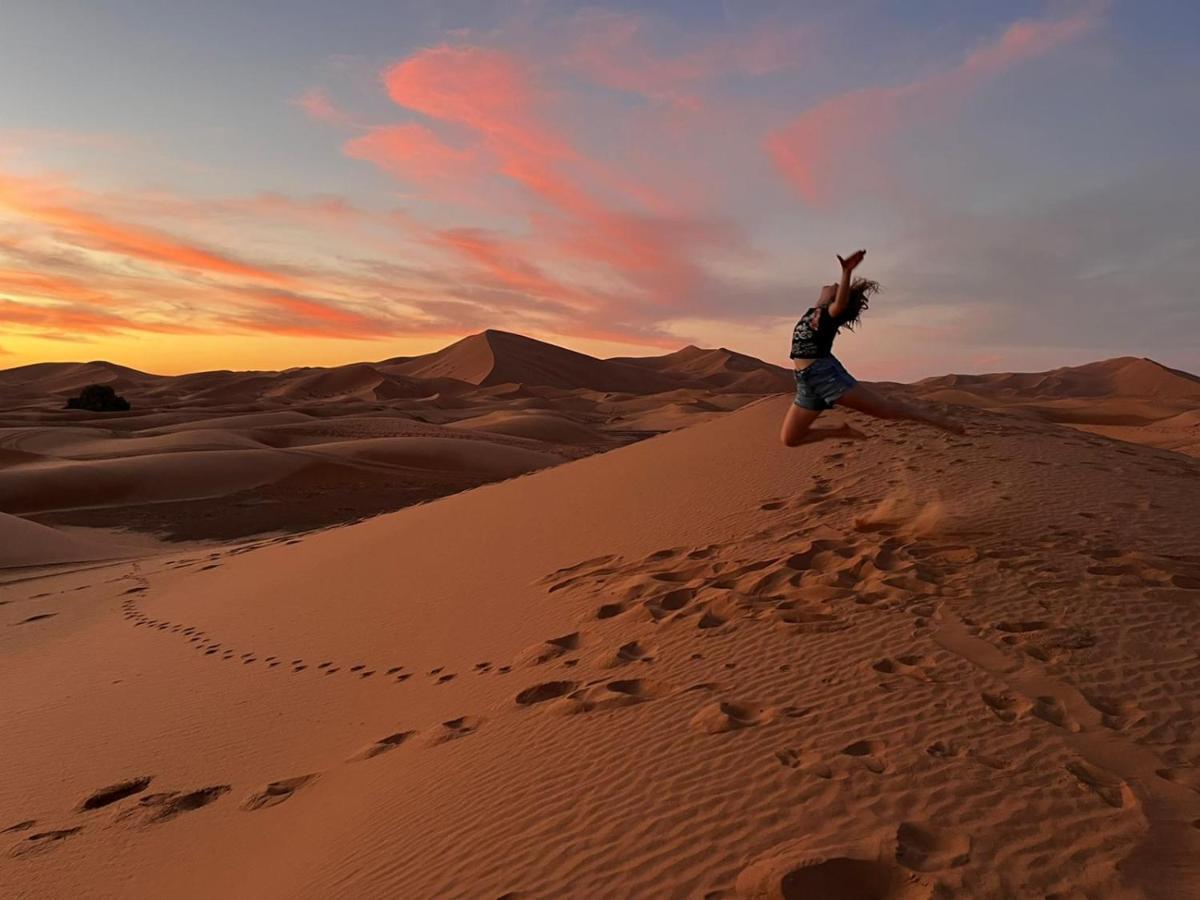 ホテル Africa Luxury Camps メルズーガ エクステリア 写真