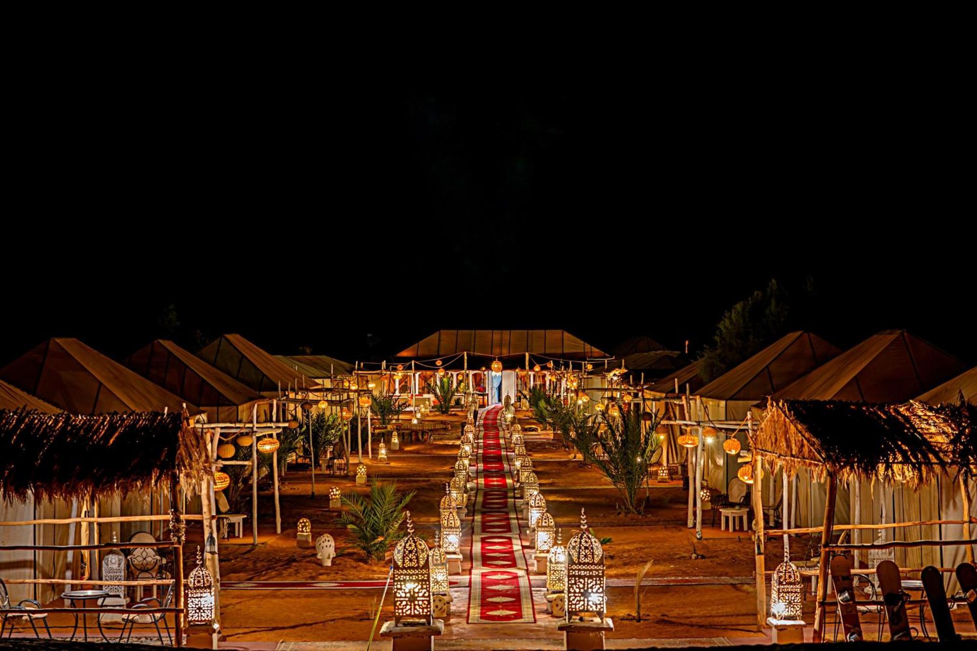 ホテル Africa Luxury Camps メルズーガ エクステリア 写真