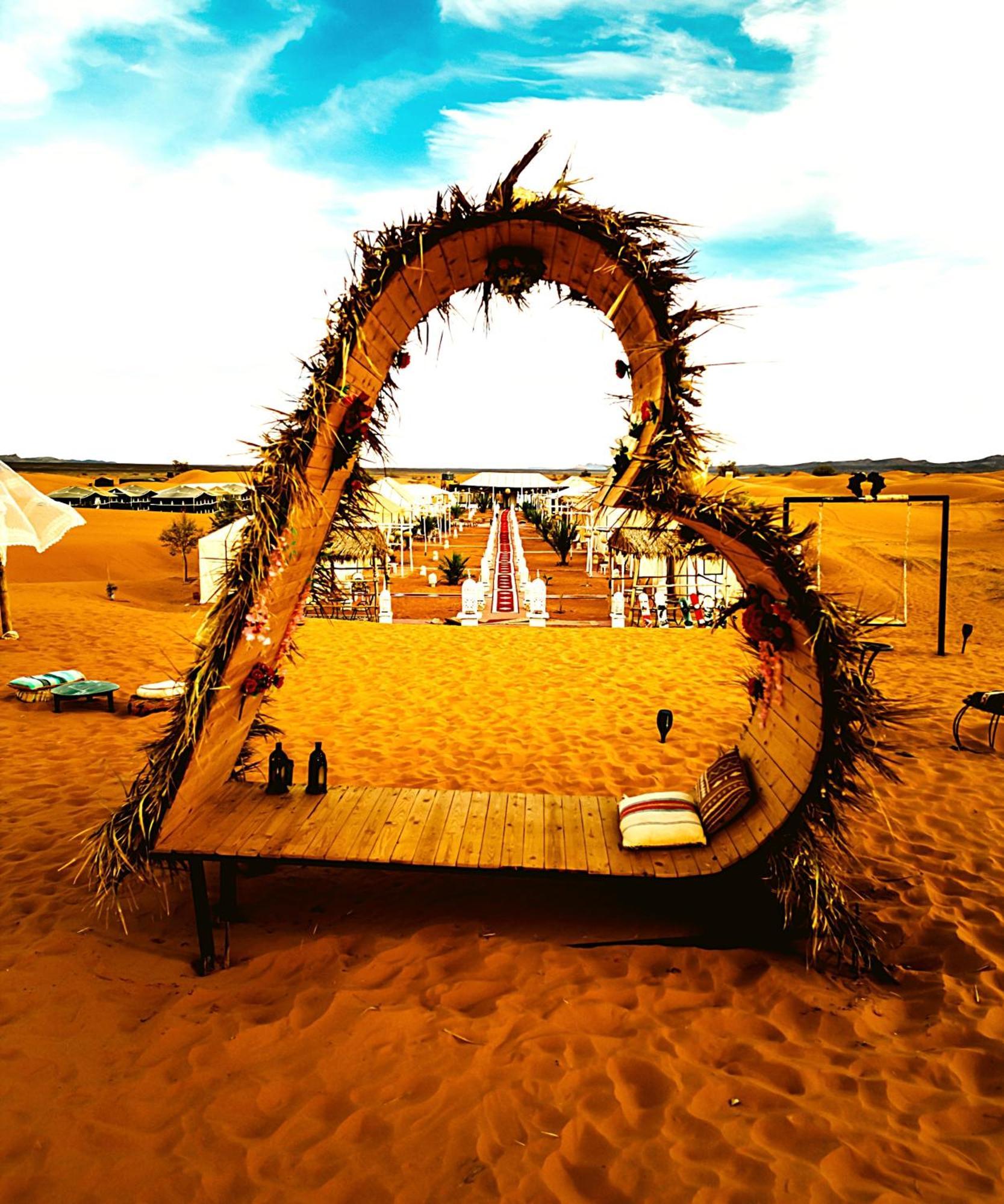 ホテル Africa Luxury Camps メルズーガ エクステリア 写真