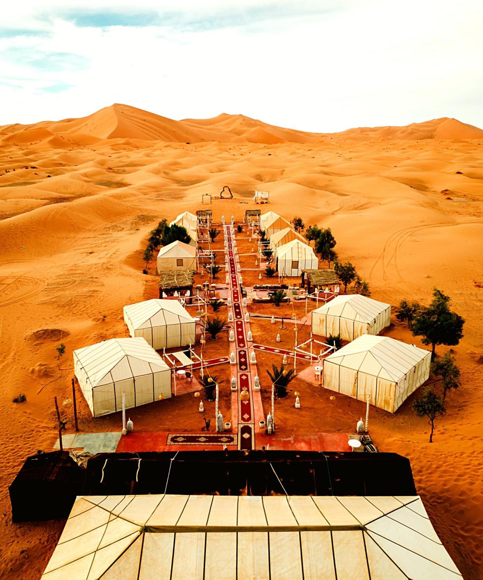 ホテル Africa Luxury Camps メルズーガ エクステリア 写真
