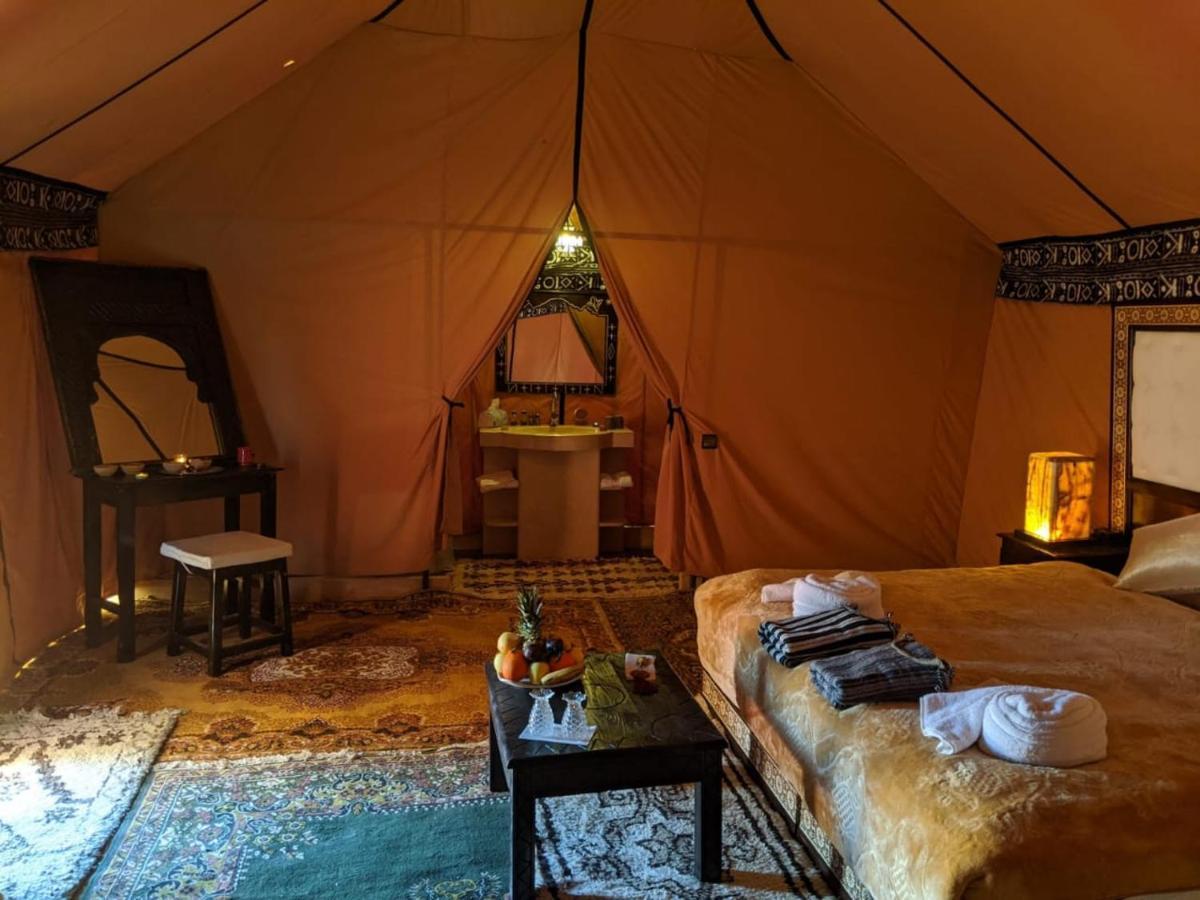 ホテル Africa Luxury Camps メルズーガ エクステリア 写真
