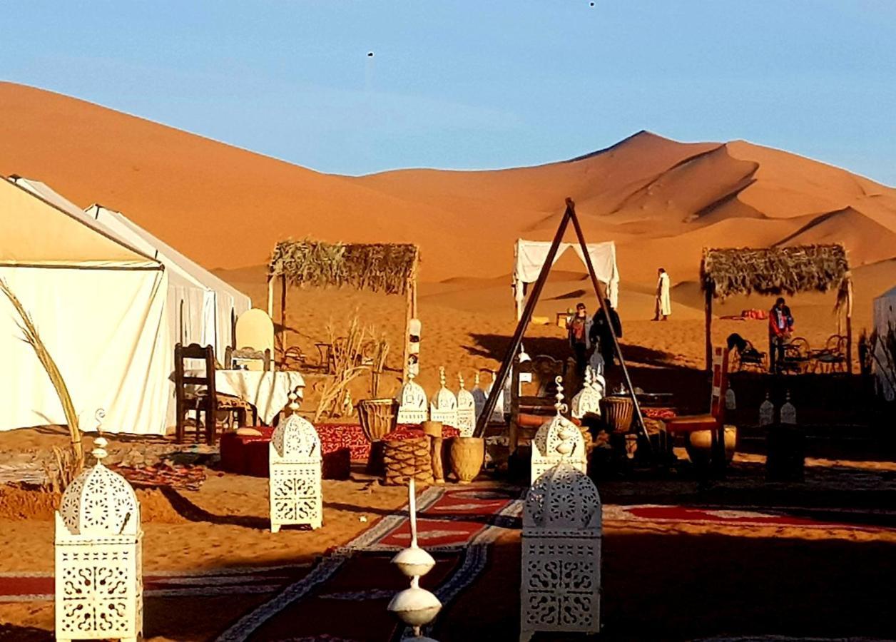 ホテル Africa Luxury Camps メルズーガ エクステリア 写真